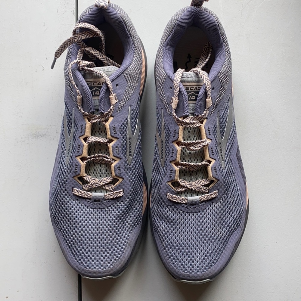 Womens Brooks Cascadia 14